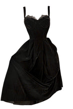 Load image into Gallery viewer, Elegant black velvet midi dress featuring a structured bodice and corset back with lace detailing on the bust, and a pleated full volume skirt for an hourglass silhouette. Ideal for special occasions like Valentine’s Day, birthdays, date nights, black-tie events, or upscale evening wear.
